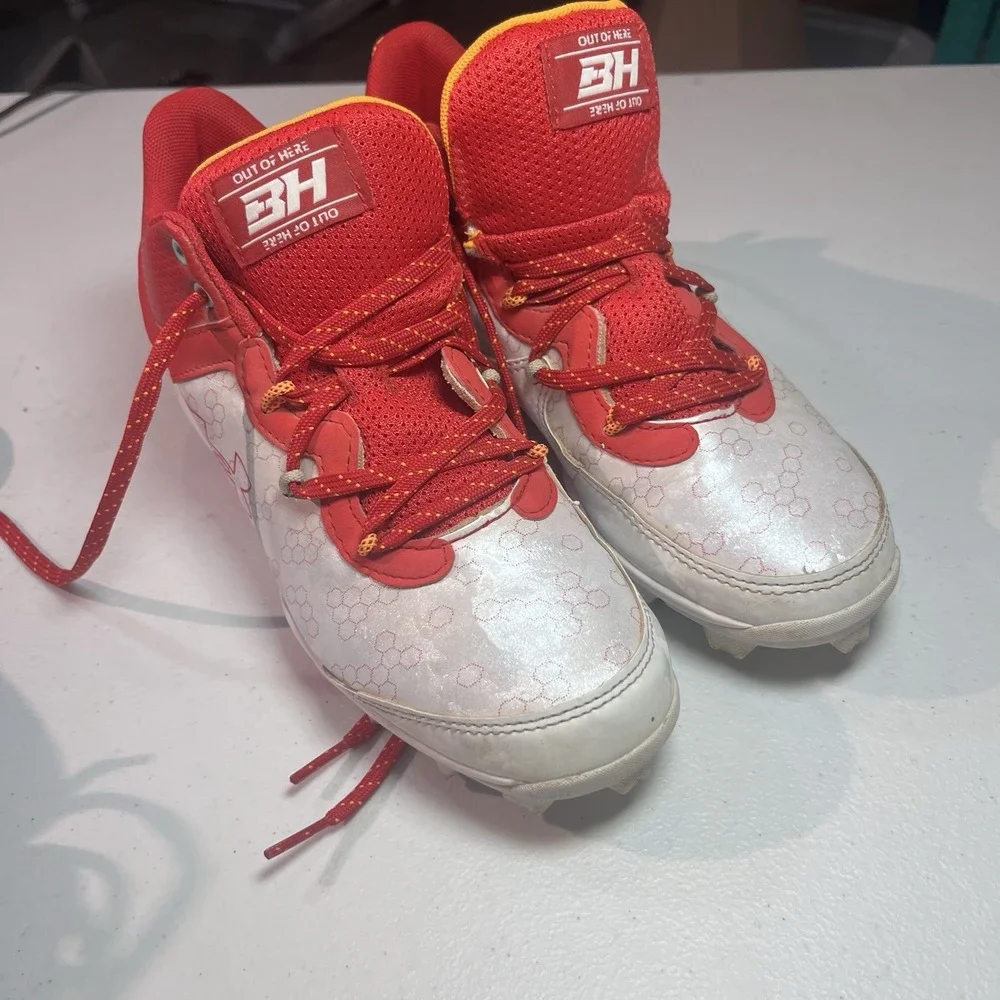 Under Armour 3026597-600 Harper 8 Mid‎ RM JR Baseball Cleats Red White US 6 EUC